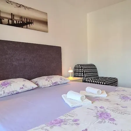 The View Apartman Jelsa (Hvar)