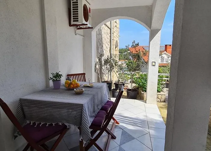 The View * Jelsa (Hvar)