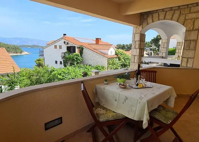 Apartment The View Jelsa (Hvar)