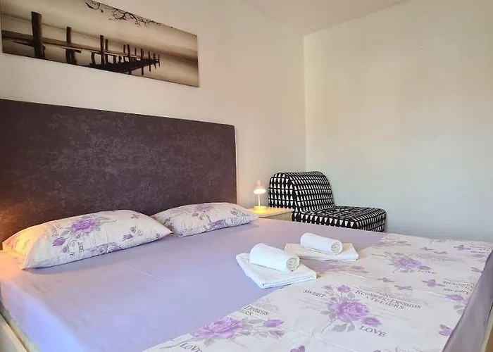 The View Apartment Jelsa (Hvar)